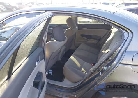 2009 Honda Accord 2.4 Lx-P z USA, uszkodzony, nr VIN 1HGCP26459A120237